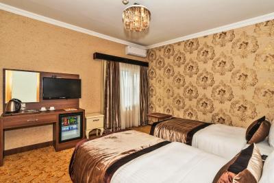 مونتاگنا هارا هتل