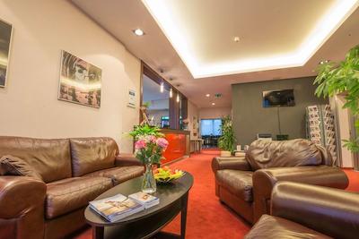 بست وسترن امدیا پاساو