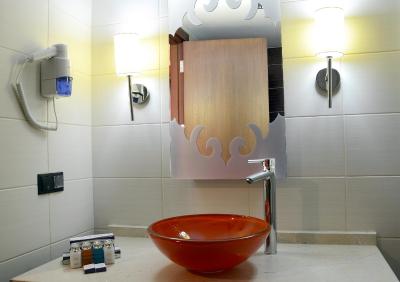 لیستانا هتل