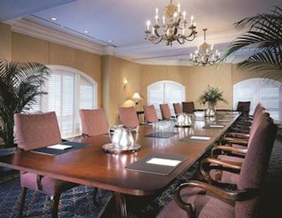 فیرمنت چاتیو لاوریر