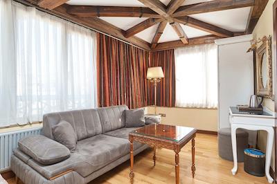 بست وسترن امپایر پالاس