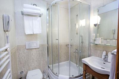 بست وسترن امپایر پالاس