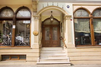 بست وسترن امپایر پالاس