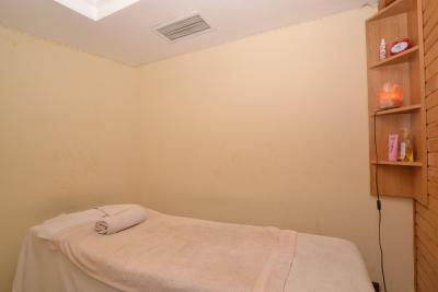 بست وسترن امپایر پالاس