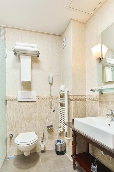 بست وسترن امپایر پالاس