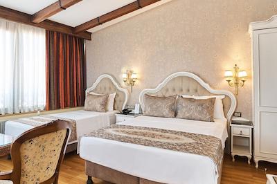 بست وسترن امپایر پالاس