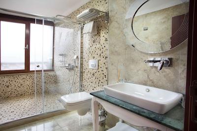 بست وسترن امپایر پالاس