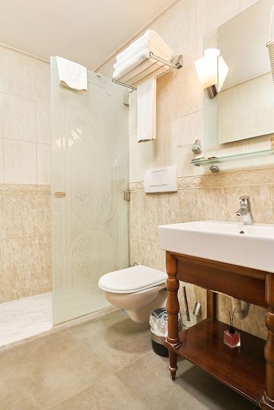 بست وسترن امپایر پالاس