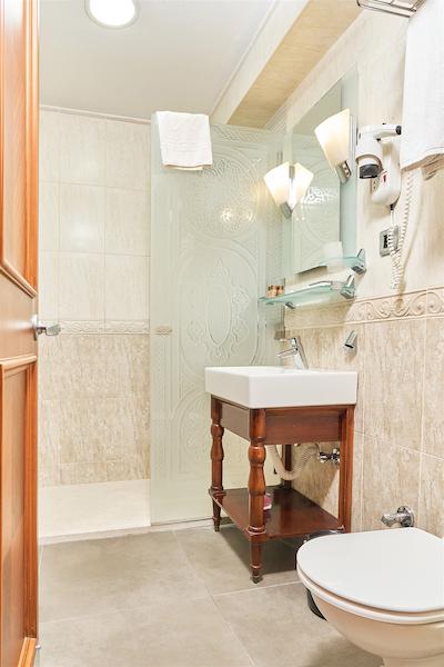 بست وسترن امپایر پالاس