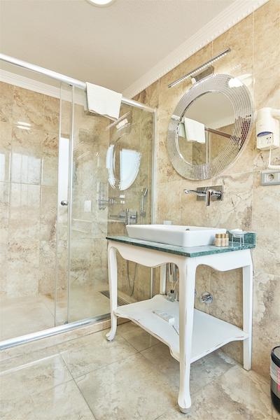 بست وسترن امپایر پالاس