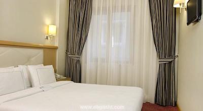 اربوی هتل-سیرکچی گروپ