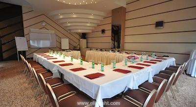 اربوی هتل-سیرکچی گروپ