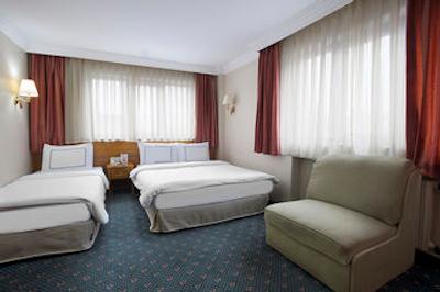 اربوی هتل-سیرکچی گروپ