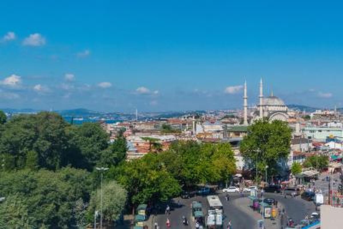 هتل بیاز سارای