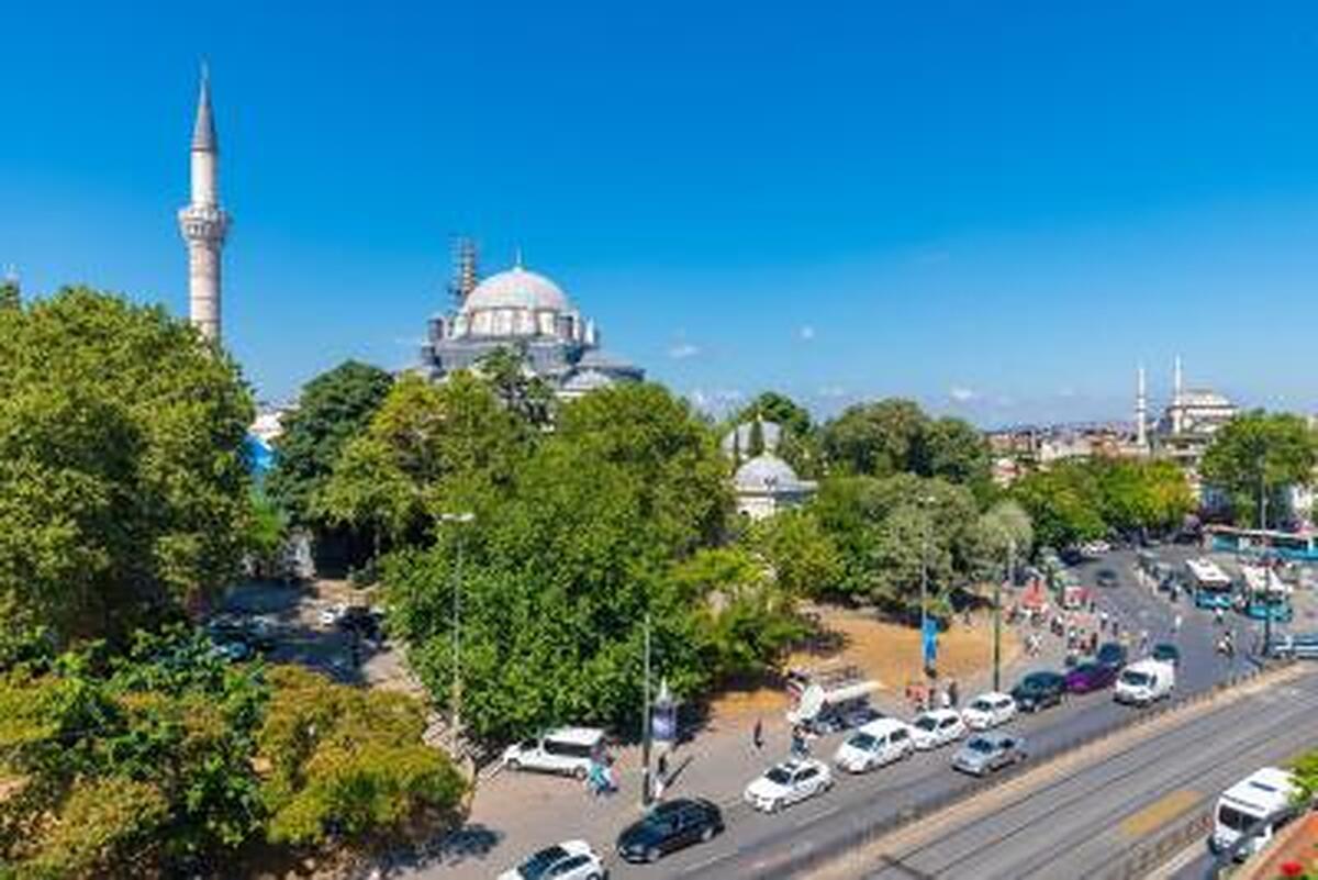 هتل بیاز سارای