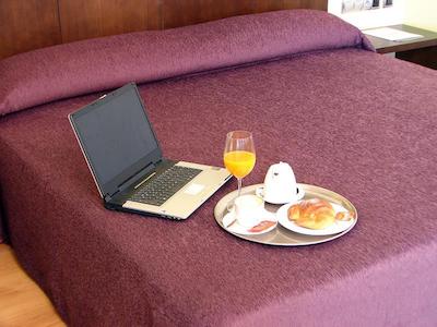 سرکتل لا برنا هتل