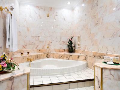 آل هامرا هتل ماناجد بای اکسر