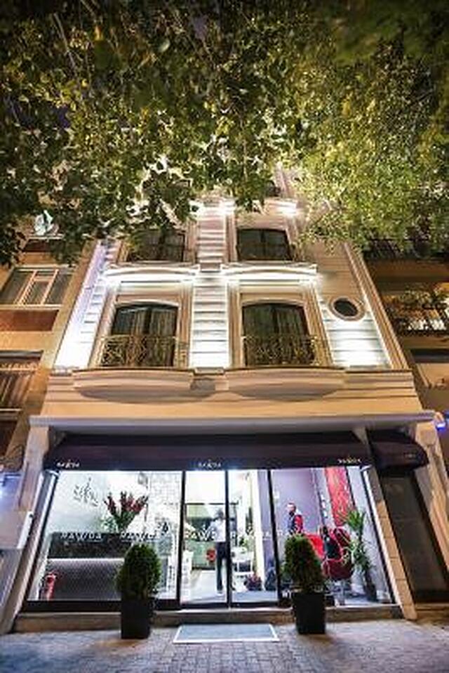 راودا هتل باکرکوی