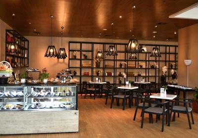 سنتوری پارک هتل