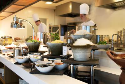 سنتوری پارک هتل