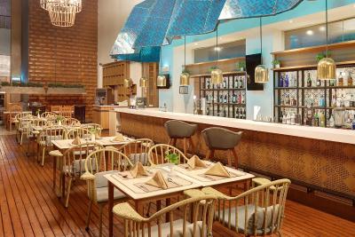 سنتوری پارک هتل