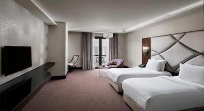 دابل تری بای هیلتون استانبول گایرتپه