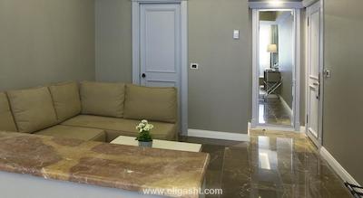 سمسان هتل نیشانتاشی