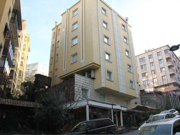سمسان هتل نیشانتاشی