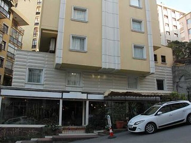 سمسان هتل نیشانتاشی