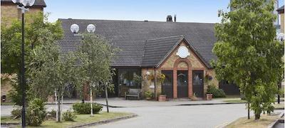 کمپانیل دارتفرد-اسود ایست اُف لندن