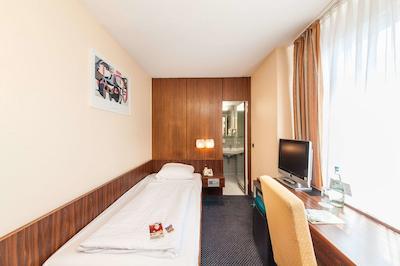 نووم هتل ارسا اسن