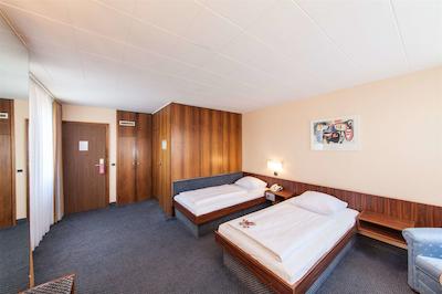 نووم هتل ارسا اسن