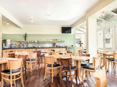 هتل گود مرنینگ ارفورت