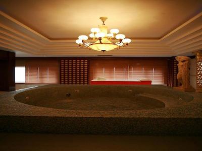 کرون پلازا لیک مالارن شانگهای