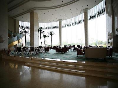 کرون پلازا لیک مالارن شانگهای