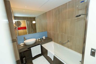 هیلتون لندن تور بریج