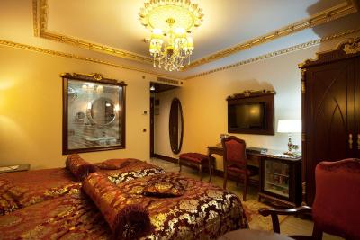 اوتامانز لایف هتل