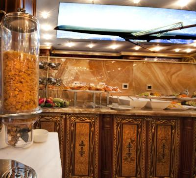 اوتامانز لایف هتل