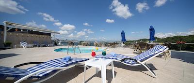 اورکا رویال هتل