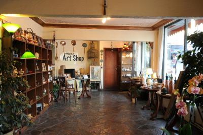 مگارا پالاس-اولد سیتی