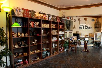 مگارا پالاس-اولد سیتی