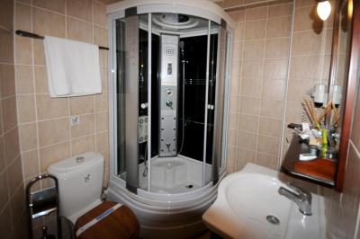 مگارا پالاس-اولد سیتی