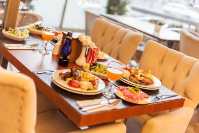 گرند هتل آوچیلار