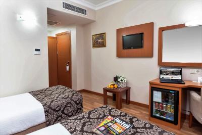 گرند هتل آوچیلار