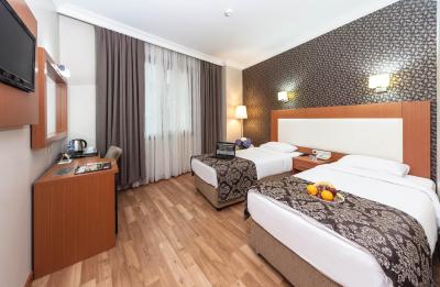 گرند هتل آوچیلار