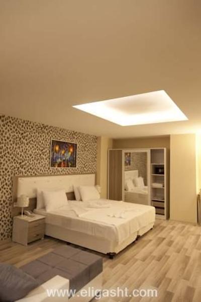 نوسا سوئیتس پرا