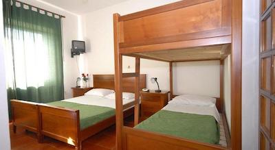 رسیدنزا ویلا ماریا