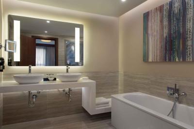 شرایتون استانبول آتاکوی