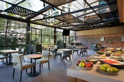 شرایتون استانبول آتاکوی