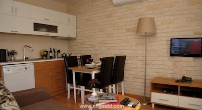 تری اپلز المدگ رزیدنس